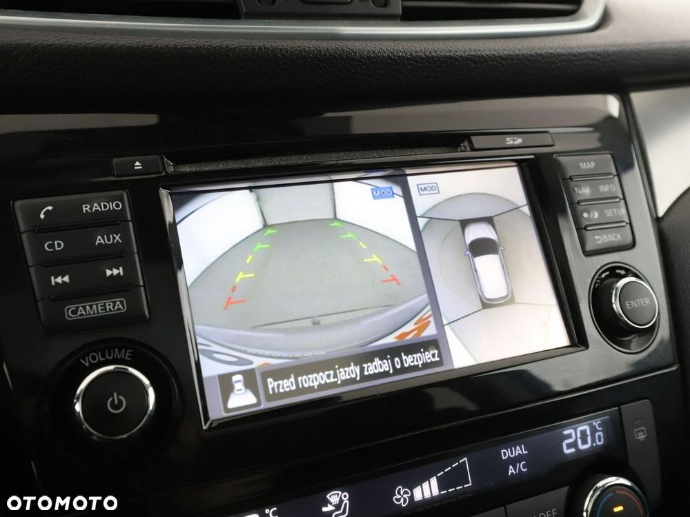 Nissan Qashqai 1.6 DCi N-Connecta - 25