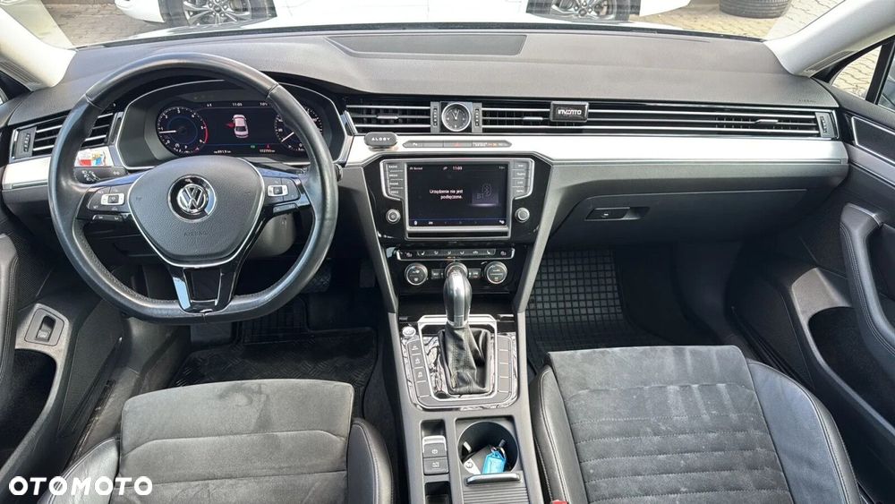Volkswagen Passat 2.0 TDI BMT Highline DSG - 19