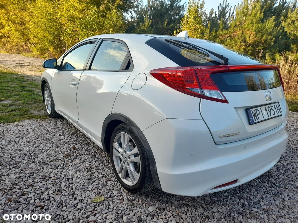 Honda Civic 1.8 Comfort - 22