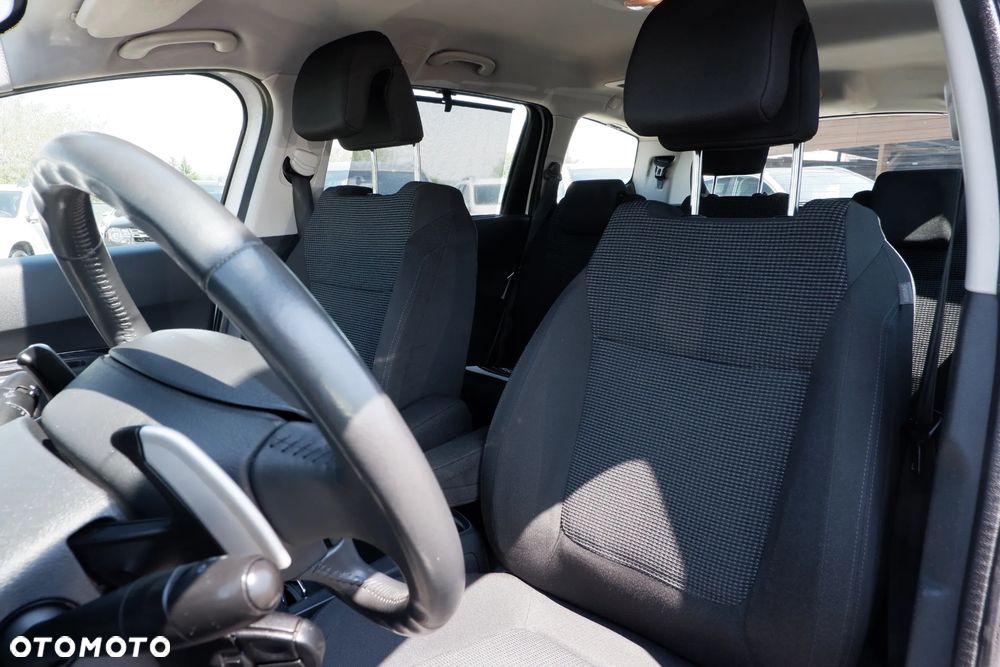 Peugeot 5008 HDI FAP 110 EGS6 Premium - 27