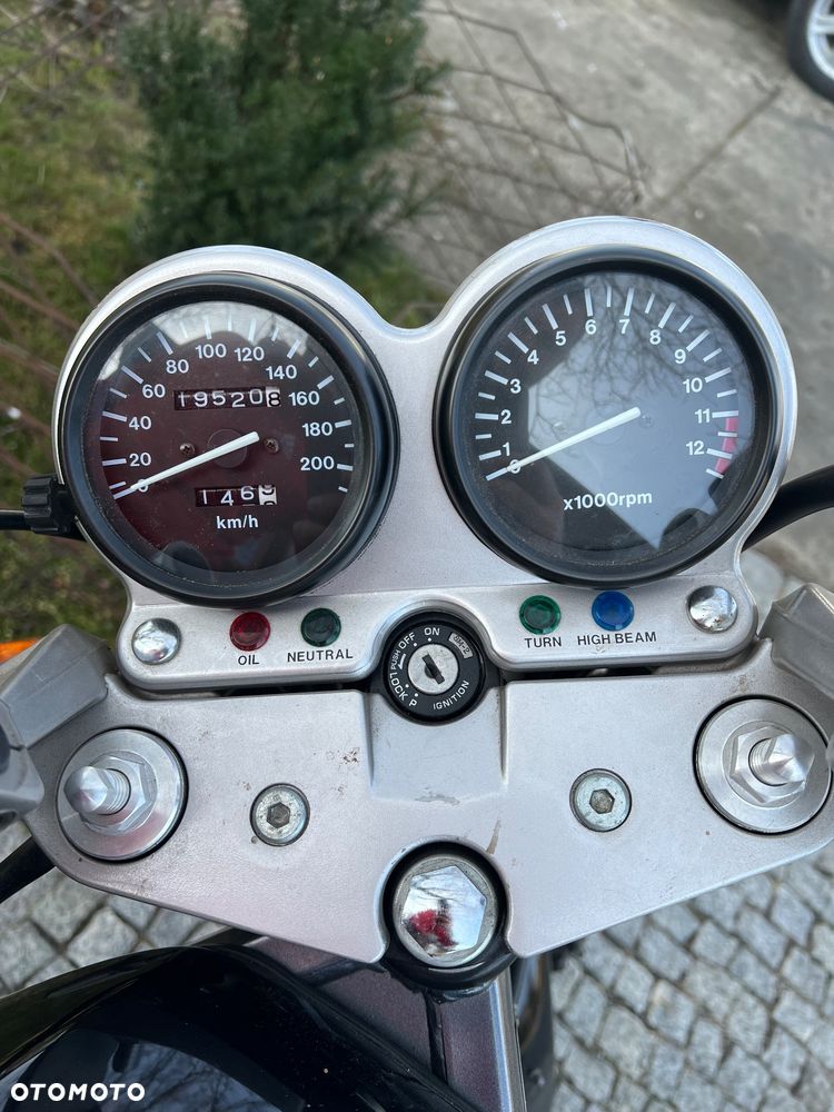 Suzuki GS - 8
