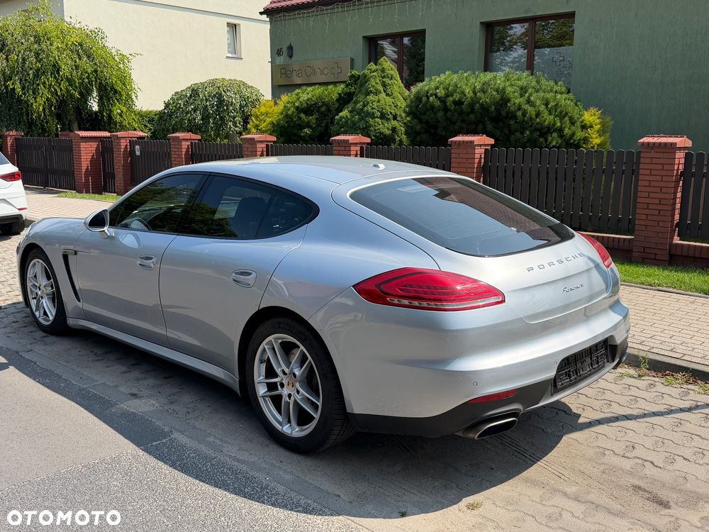 Porsche Panamera PDK - 6