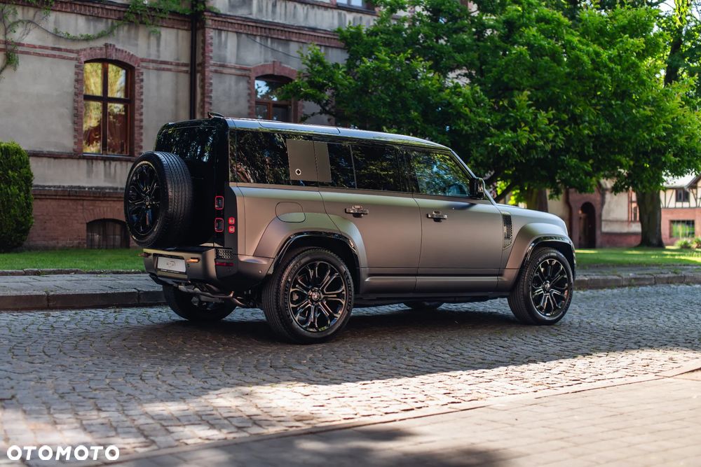 Land Rover Defender 110 P635 OCTA - 2