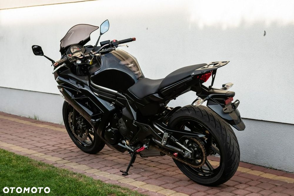 Kawasaki ER - 5