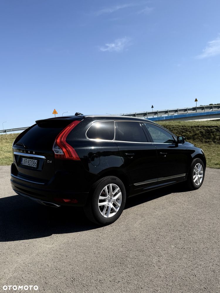 Volvo XC 60 - 4