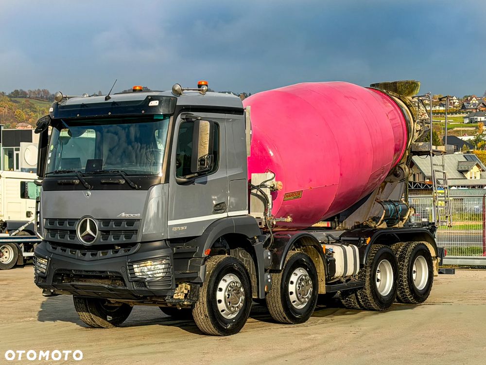 Mercedes-Benz Arocs
