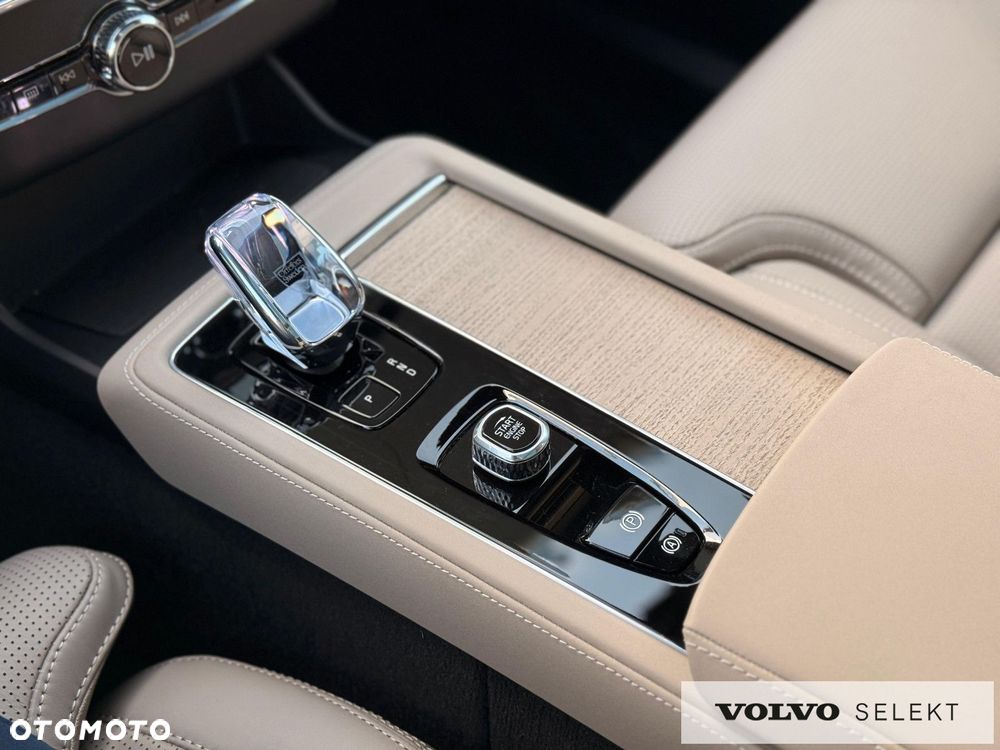 Volvo XC 90 - 19