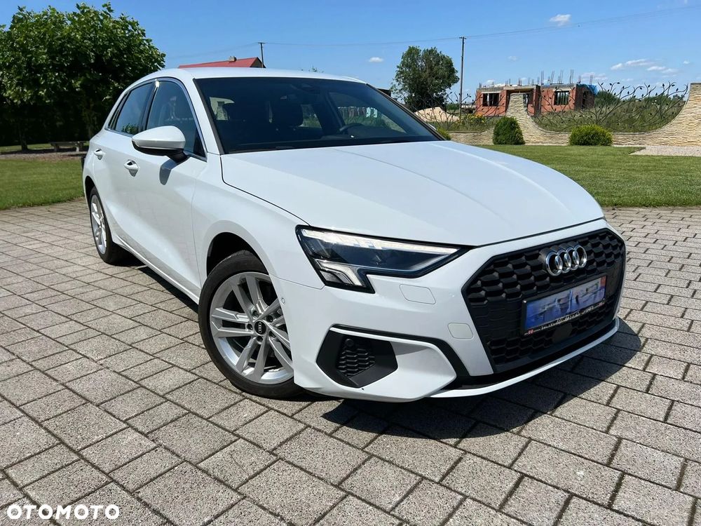 Audi A3 Sportback - 2