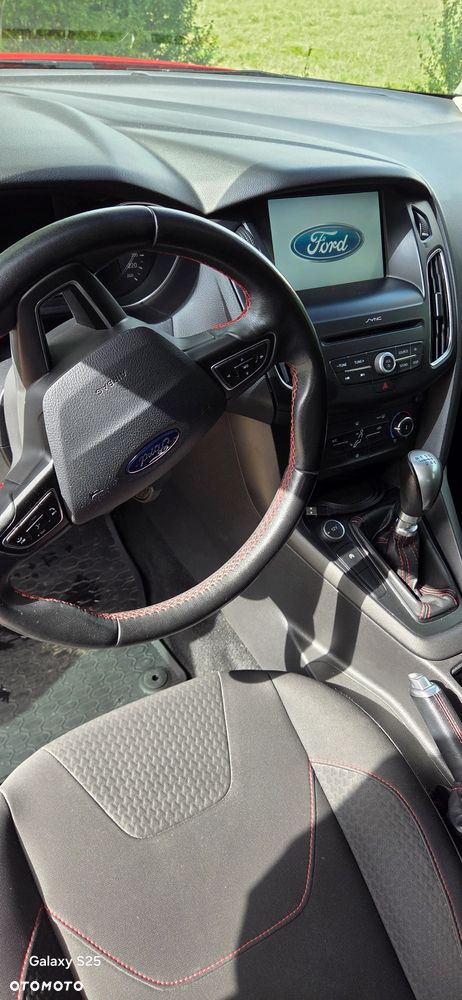 Ford Focus 1.5 EcoBoost ST-Line ASS - 6
