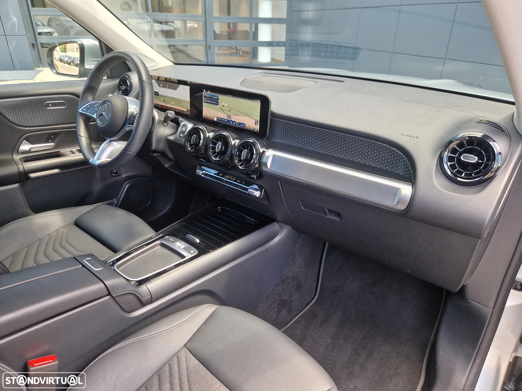 Mercedes-Benz GLB 180 d Style - 8