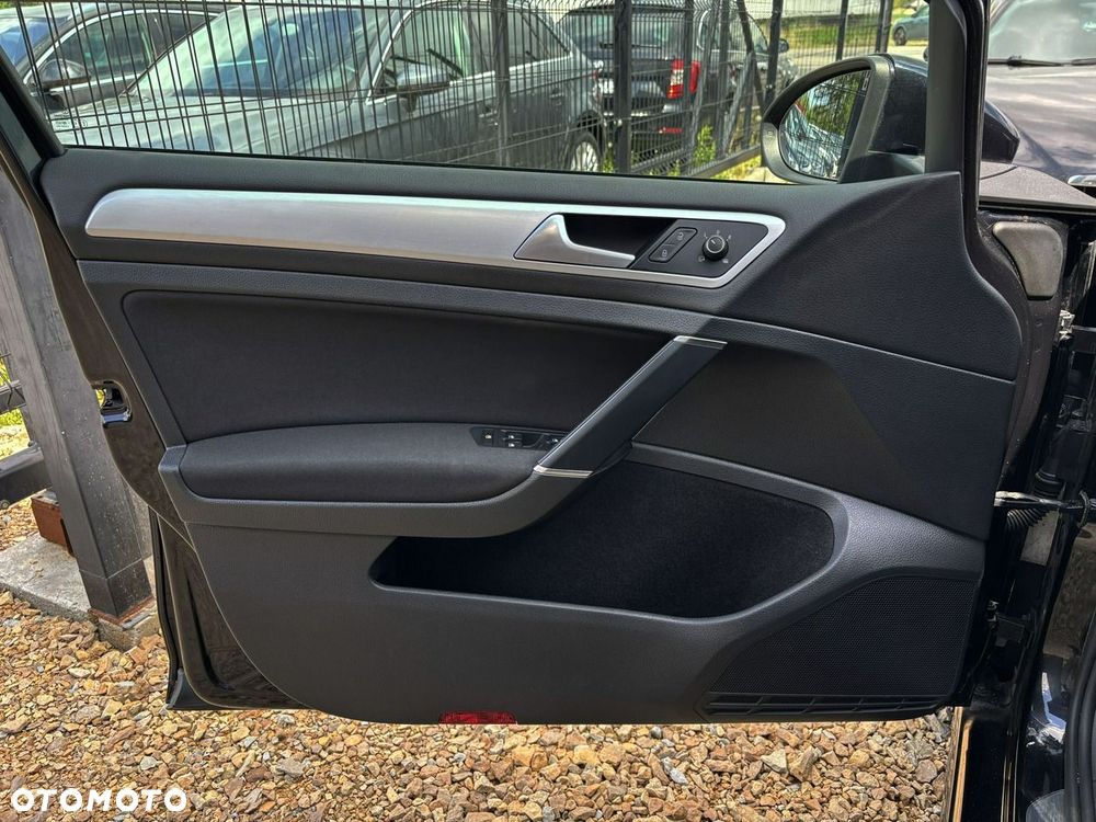Volkswagen Golf 1.4 TSI BlueMotion Technology Comfortline - 11