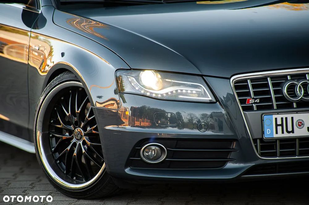 Audi A4 Avant 1.8 TFSI quattro S line Sportpaket (plus) - 5