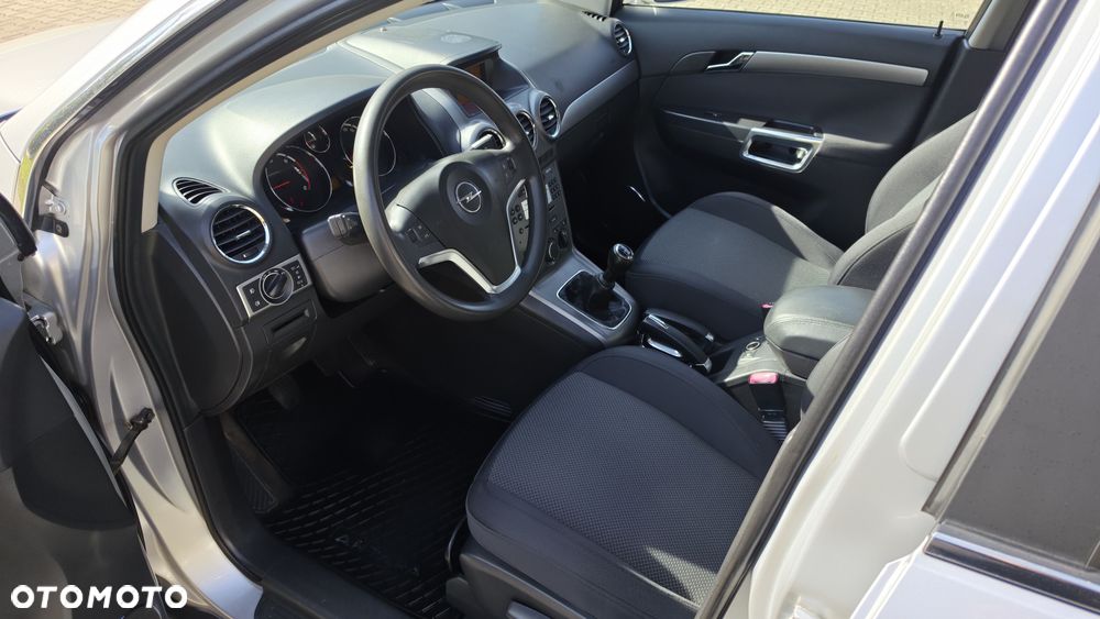 Opel Antara - 9