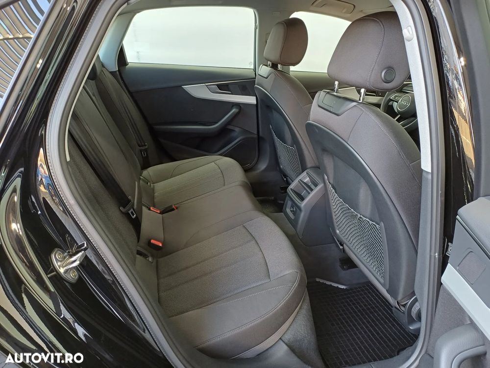 Audi A4 35 TFSI S tronic MHEV Advanced - 28