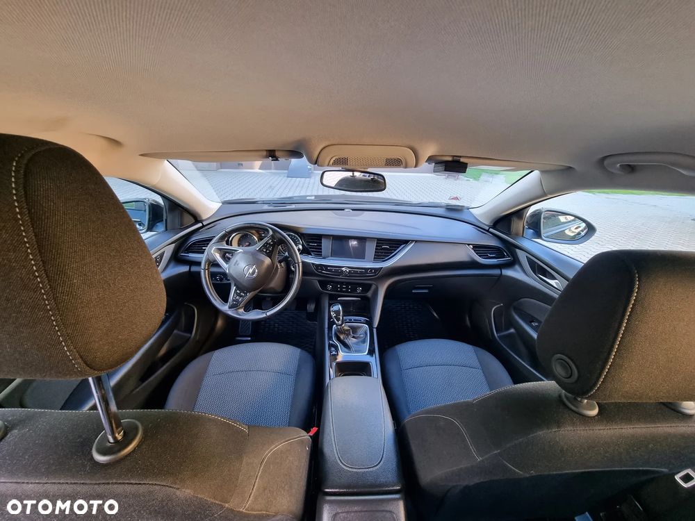 Opel Insignia 1.5 T Enjoy S&S - 9
