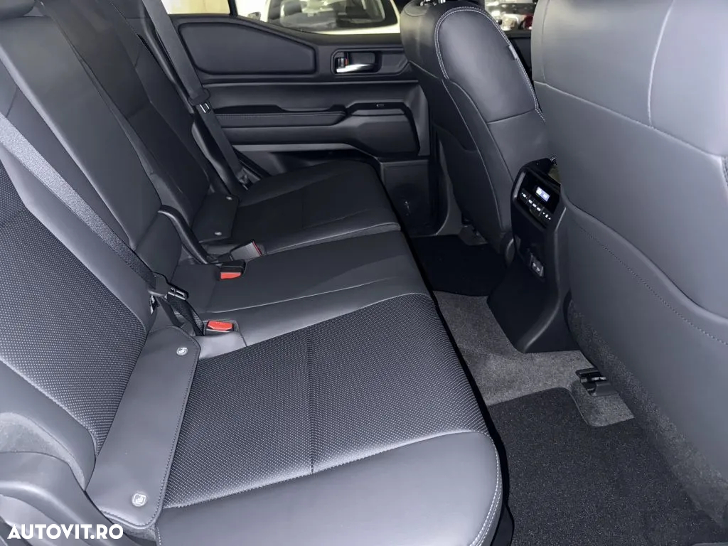 Toyota Land Cruiser 2.8l D-4D 204 CP A/T 7 locuri Executive - 20
