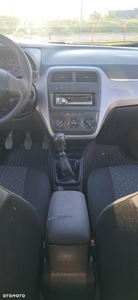 Fiat Grande Punto 1.2 8V Active - 11