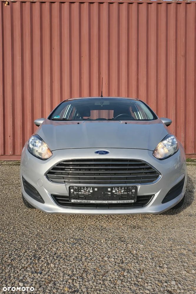 Ford Fiesta 1.25 Champions Edition - 3