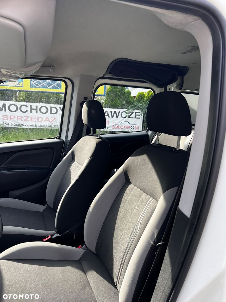 Fiat Doblo 5-Osobowy - 9