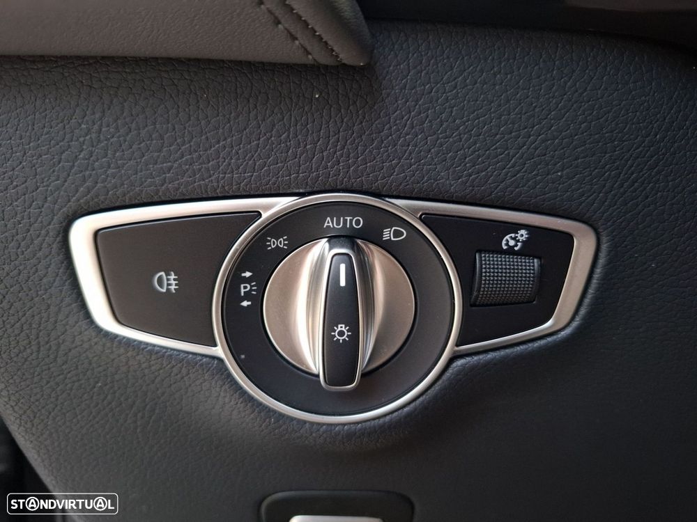 Mercedes-Benz EQC 400 4Matic — fotografia 20