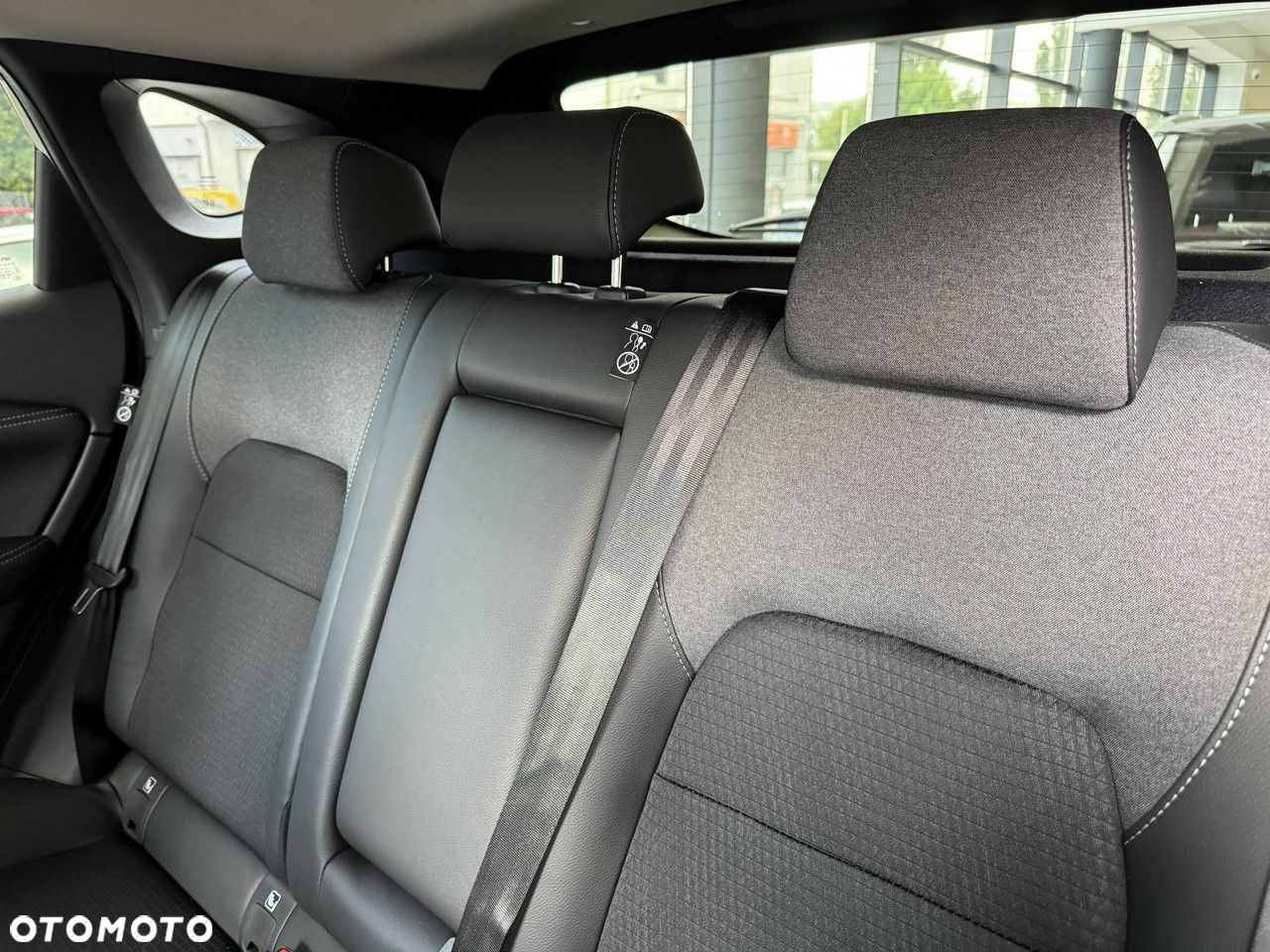 Nissan Qashqai 1.3 DIG-T mHEV N-Connecta Xtronic - 21
