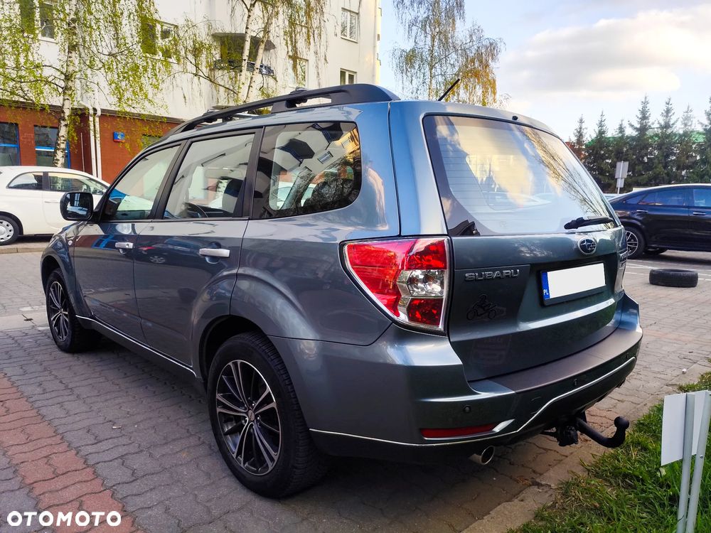 Subaru Forester 2.0 XE NAV Euro5 - 4
