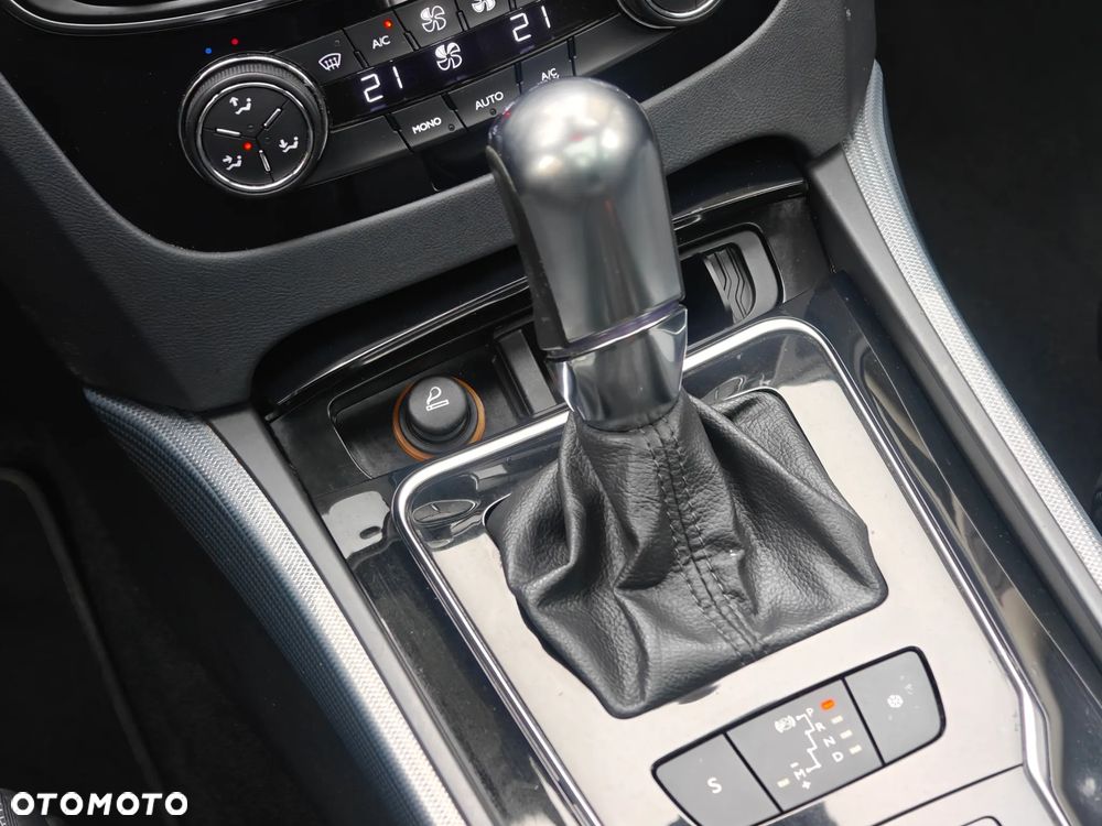 Peugeot 508 BlueHDi FAP 180 Automatik Stop&Start Allure - 23