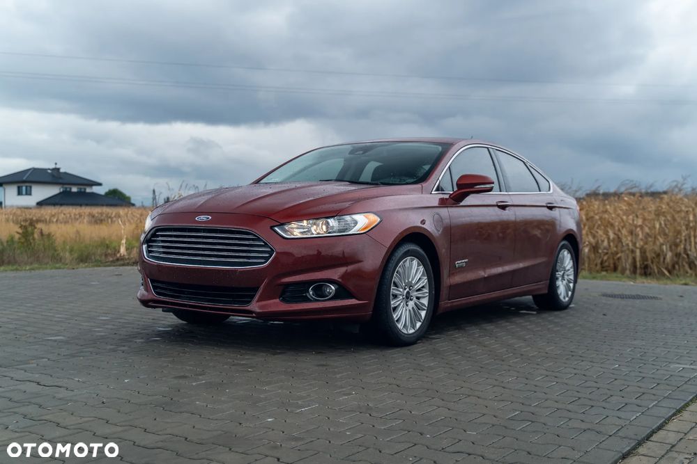 Ford Fusion 2.0 EcoBoost Titanium - 4