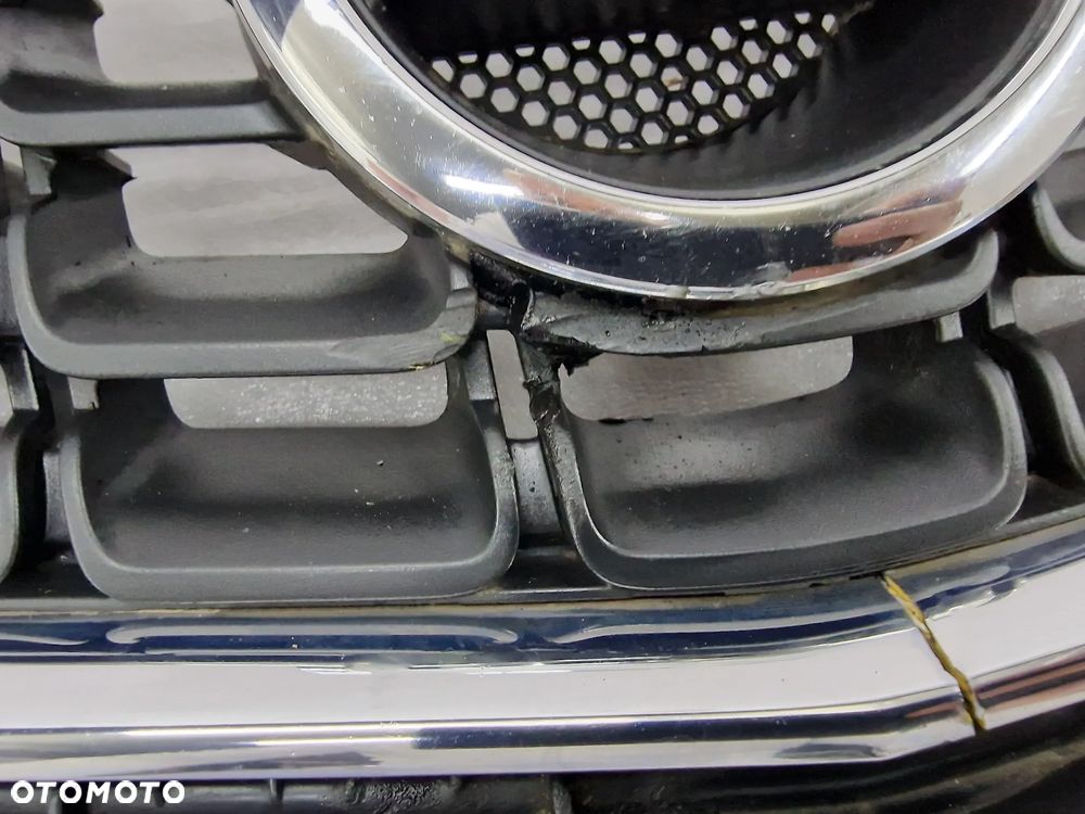 OPEL ASTRA J IV 09- ATRAPA / GRILL PRZEDNI PRZÓD , NR 13266577 , NR AUKCJI GL29 - 13