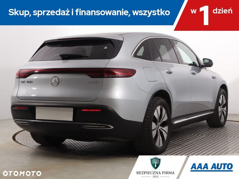 Mercedes-Benz EQC - 7