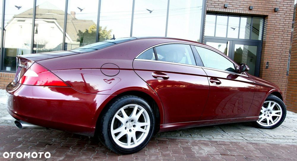 Mercedes-Benz CLS - 24