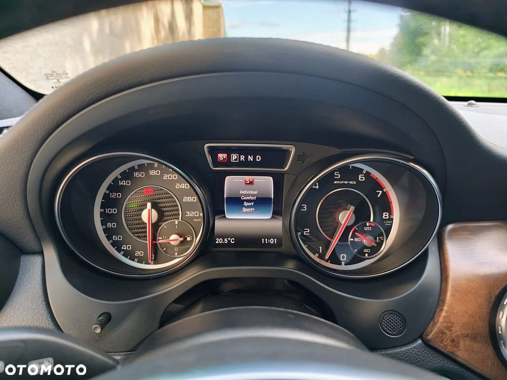 Mercedes-Benz GLA AMG 45 4-Matic - 20