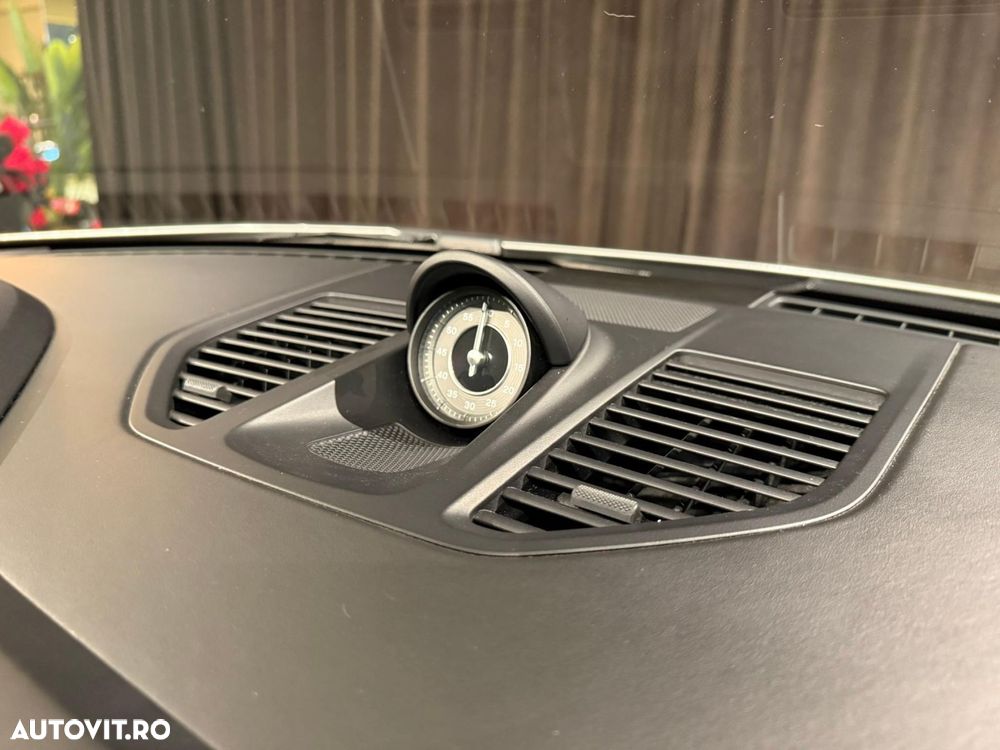 Porsche 911-TURBO-S - 29