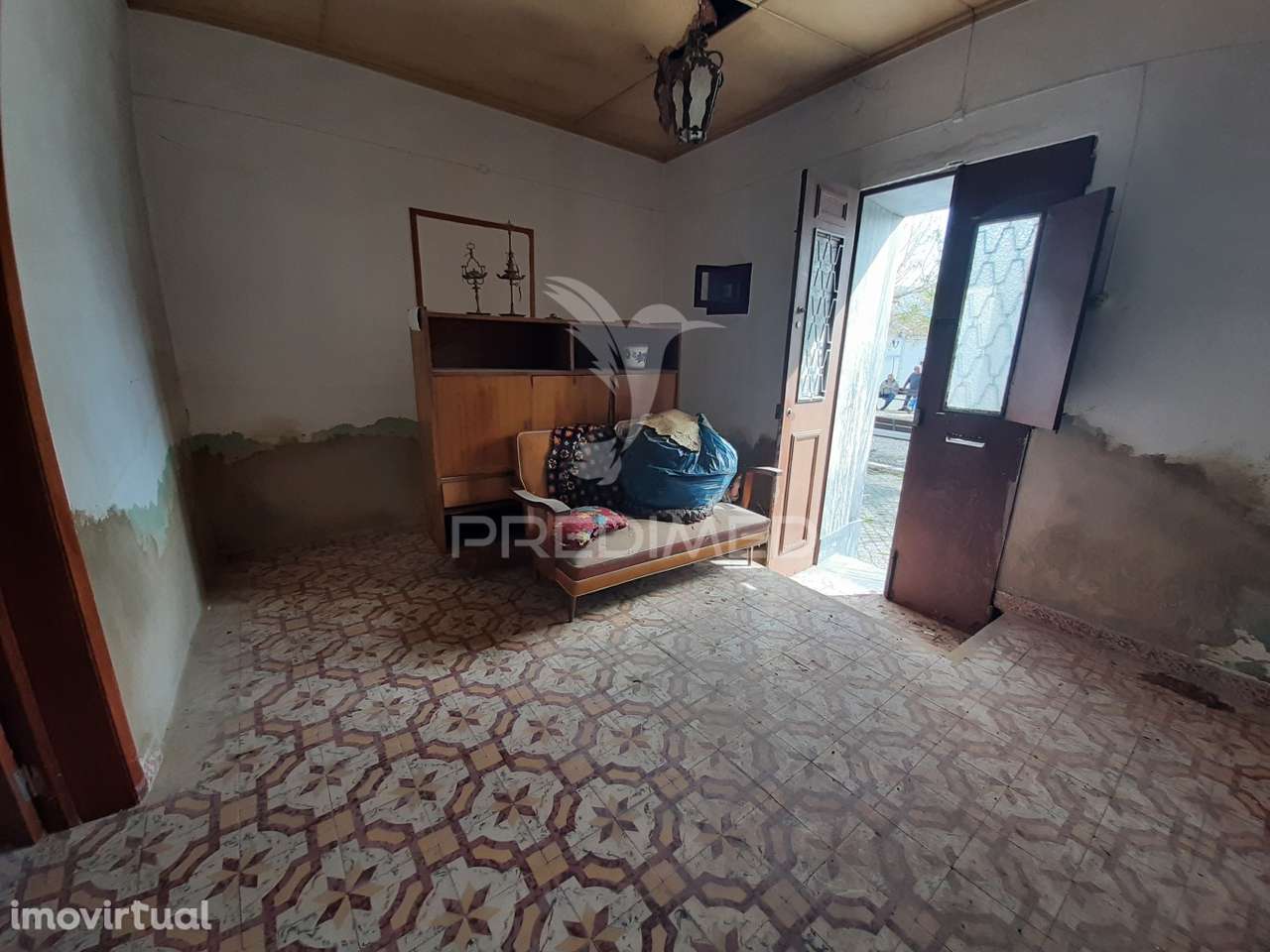 Casa Senhorial com 3 fogos, no Largo da Praça – Odivelas, Distrito... - Grande imagem: 4/25