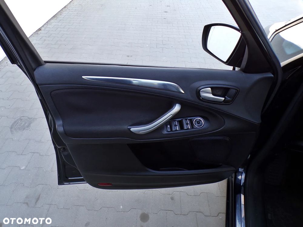 Ford S-Max 2.0 TDCi Titanium - 17