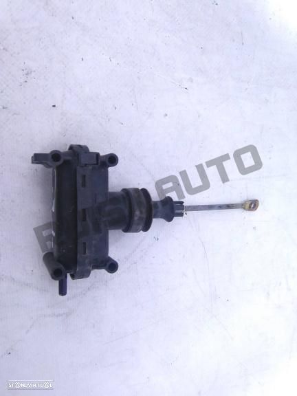 Pistola Porta Trás Esquerda  Mercedes W201 (190) [1982_1993] D - 2