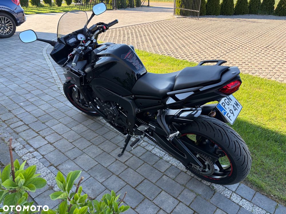 Yamaha FZ8 - 5