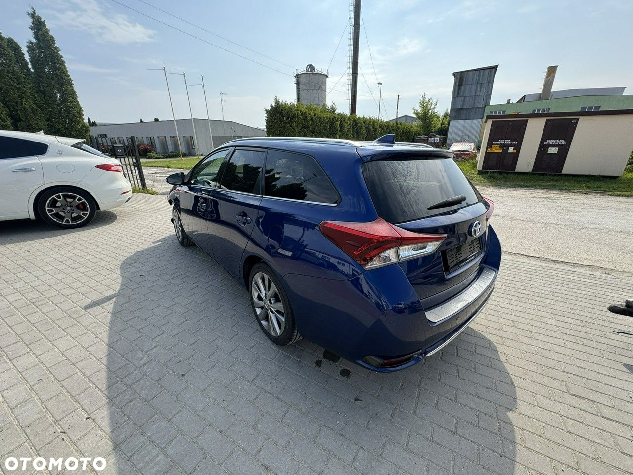 Toyota Auris - 4