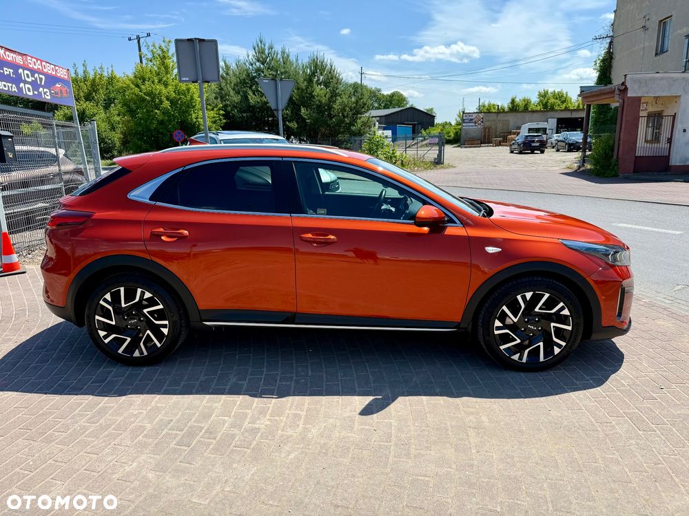 Kia XCeed 1.5 T-GDI L Business Line DCT - 24