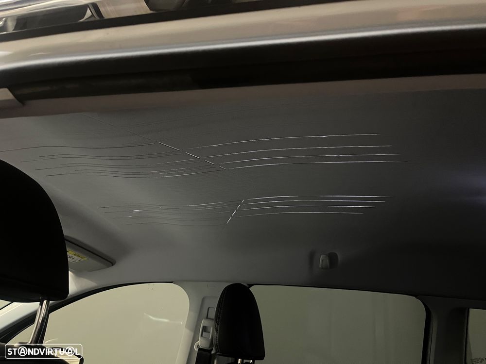 Peugeot 2008 1.2 VTi Allure - 31