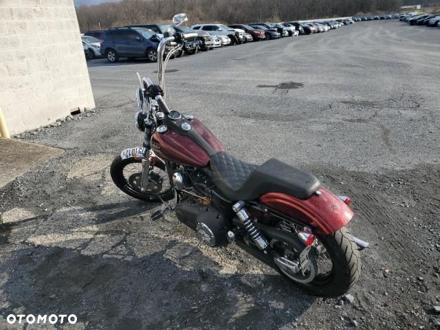 Harley-Davidson Dyna Street Bob - 17