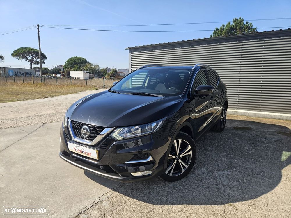 Nissan Qashqai 1.3 DIG-T N-Connecta LED+SKY - 2