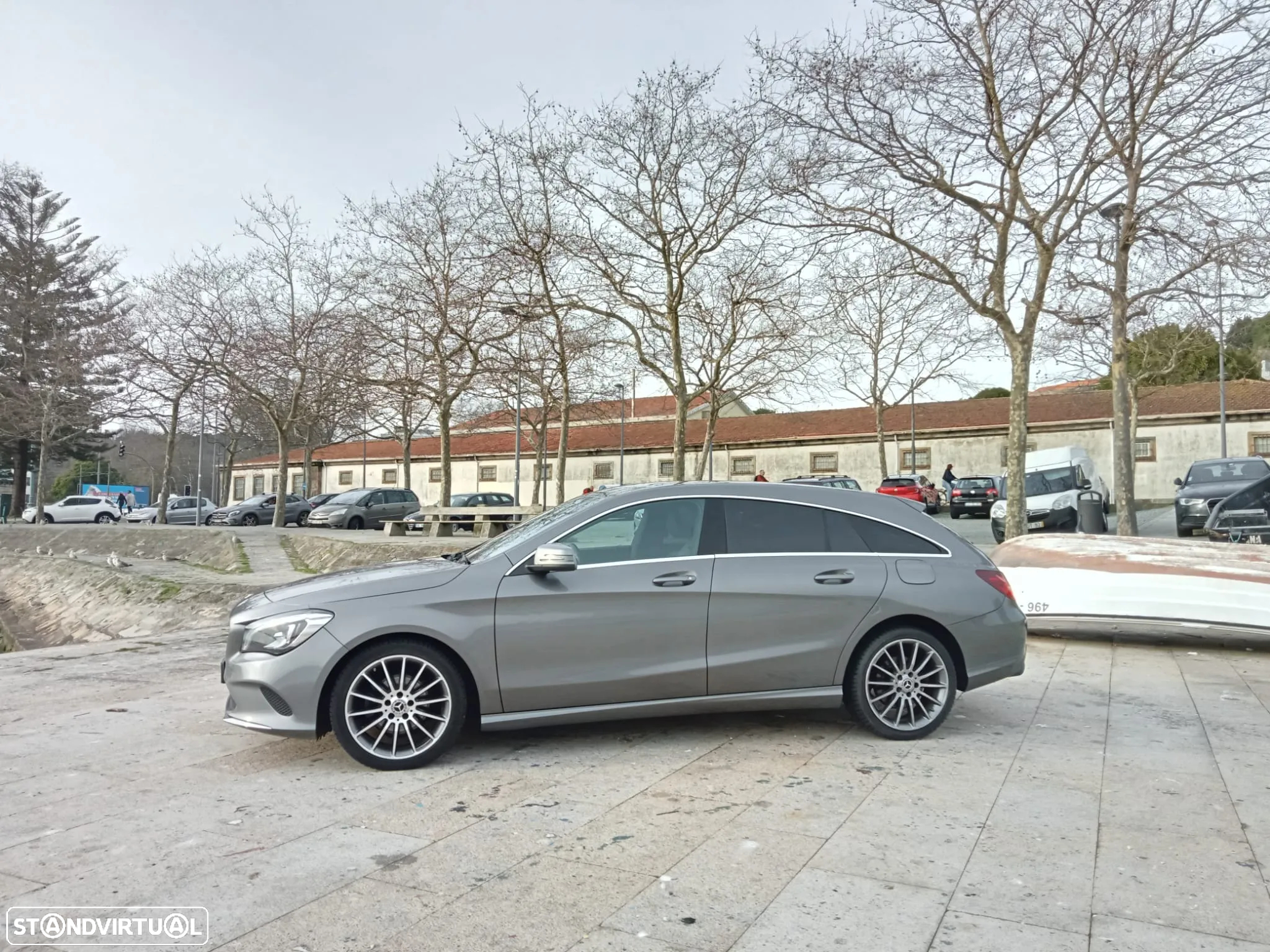 Mercedes-Benz CLA 180 Shooting Brake d 7G-DCT Urban - 30