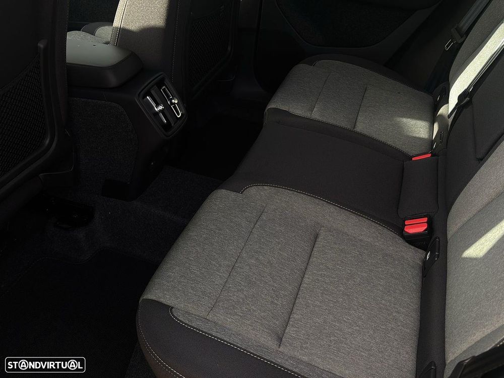 Volvo XC 40 2.0 B3 Core - 19
