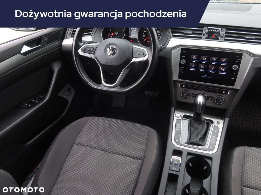Volkswagen Passat Variant - 9