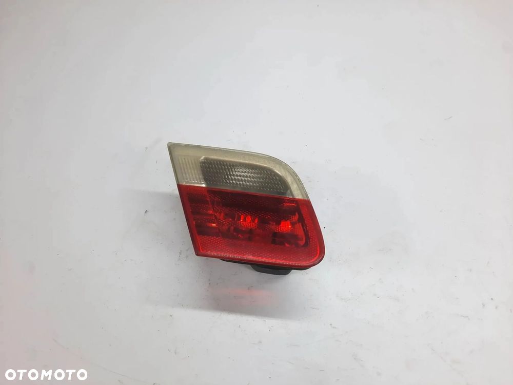 LAMPA W KLAPE LEWY TYŁ LEWA TYLNA BMW 3 E46 COUPE - 1