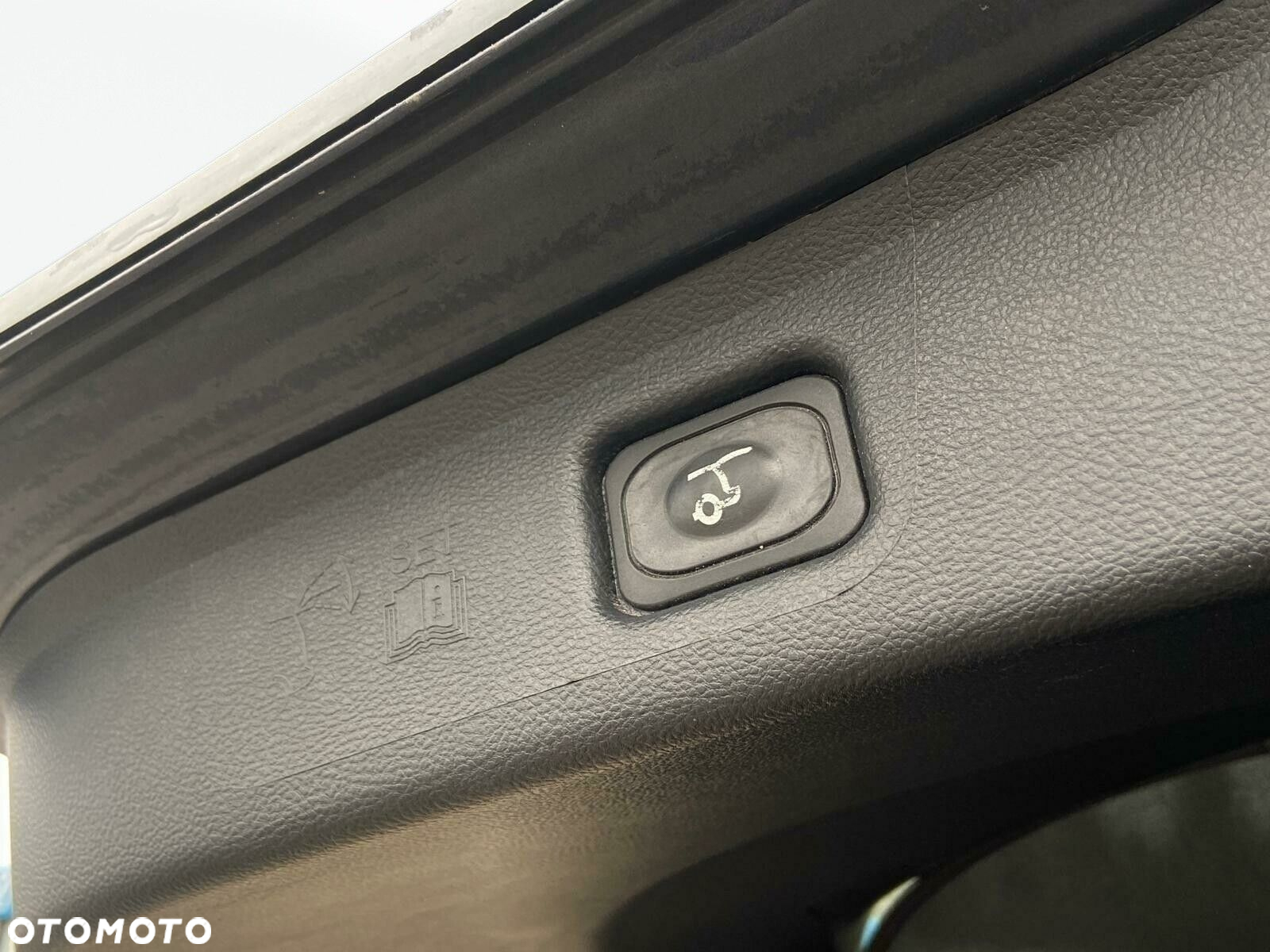 Ford S-Max - 39