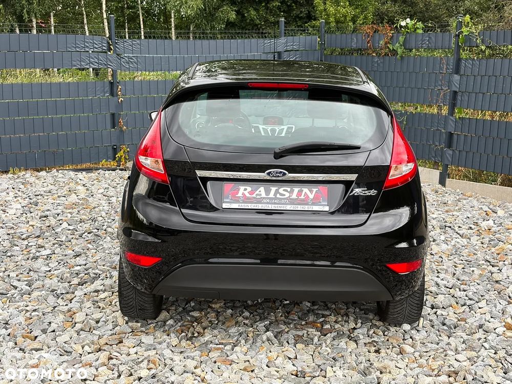 Ford Fiesta 1.25 Titanium X - 19