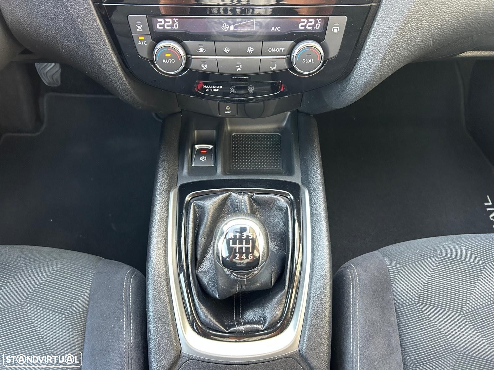 Nissan X-Trail 1.6 dCi N-Connecta - 49