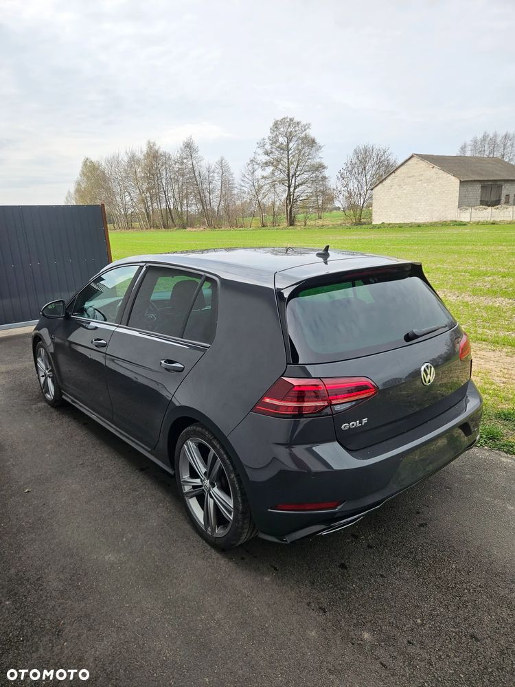 Volkswagen Golf 2.0 TDI SCR DSG R-Line - 9